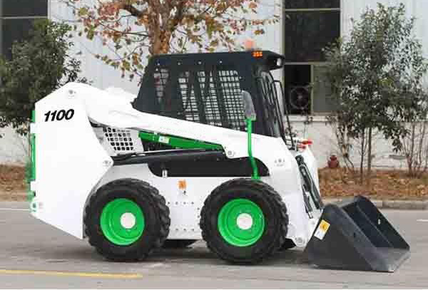2022 Forestry Machine Mini Skid Steer Loader for Smaller Private Estates and Gardens in Europe