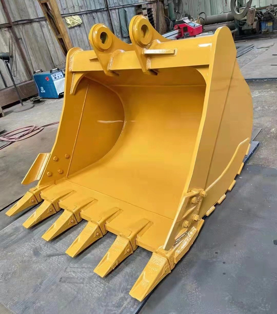 PC200-8 PC220-8 Excavator Bucket Earth Bucket with Quick Hitch for Komatsu Excavator